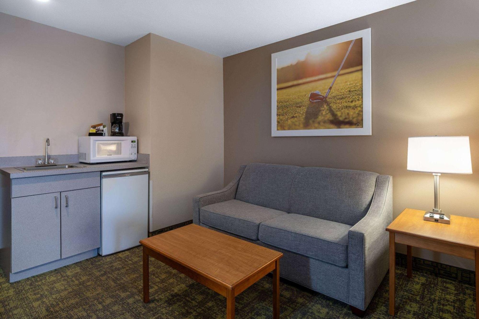 Hotel Days & By Wyndham 2*